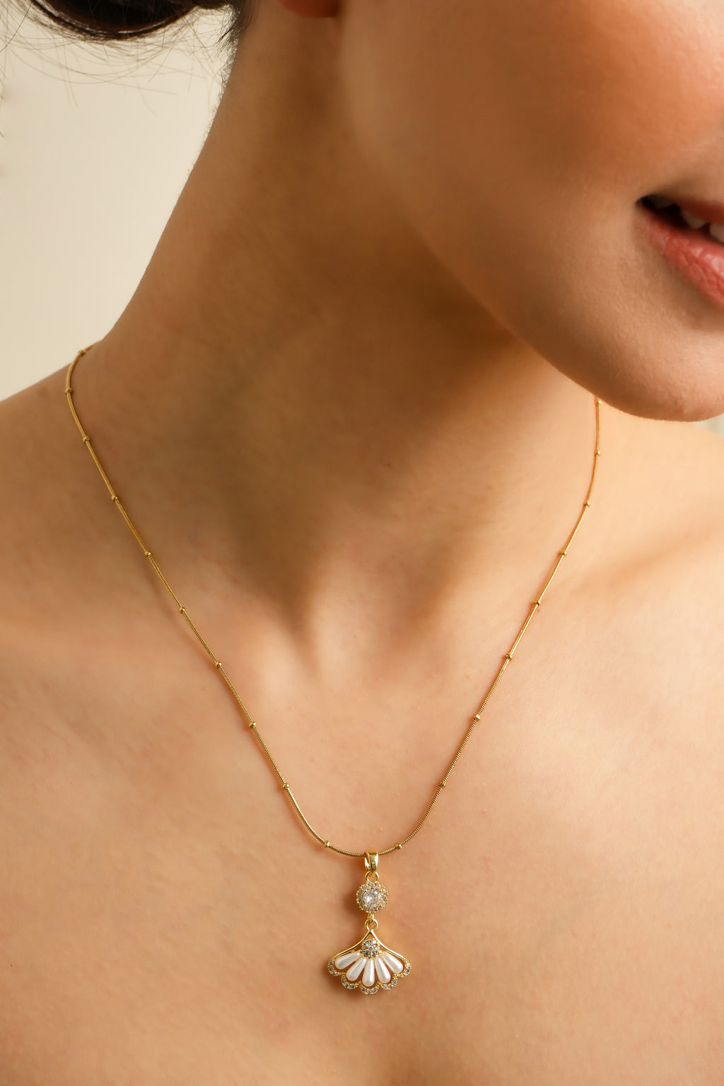 Pearl Shell Necklace Pendant