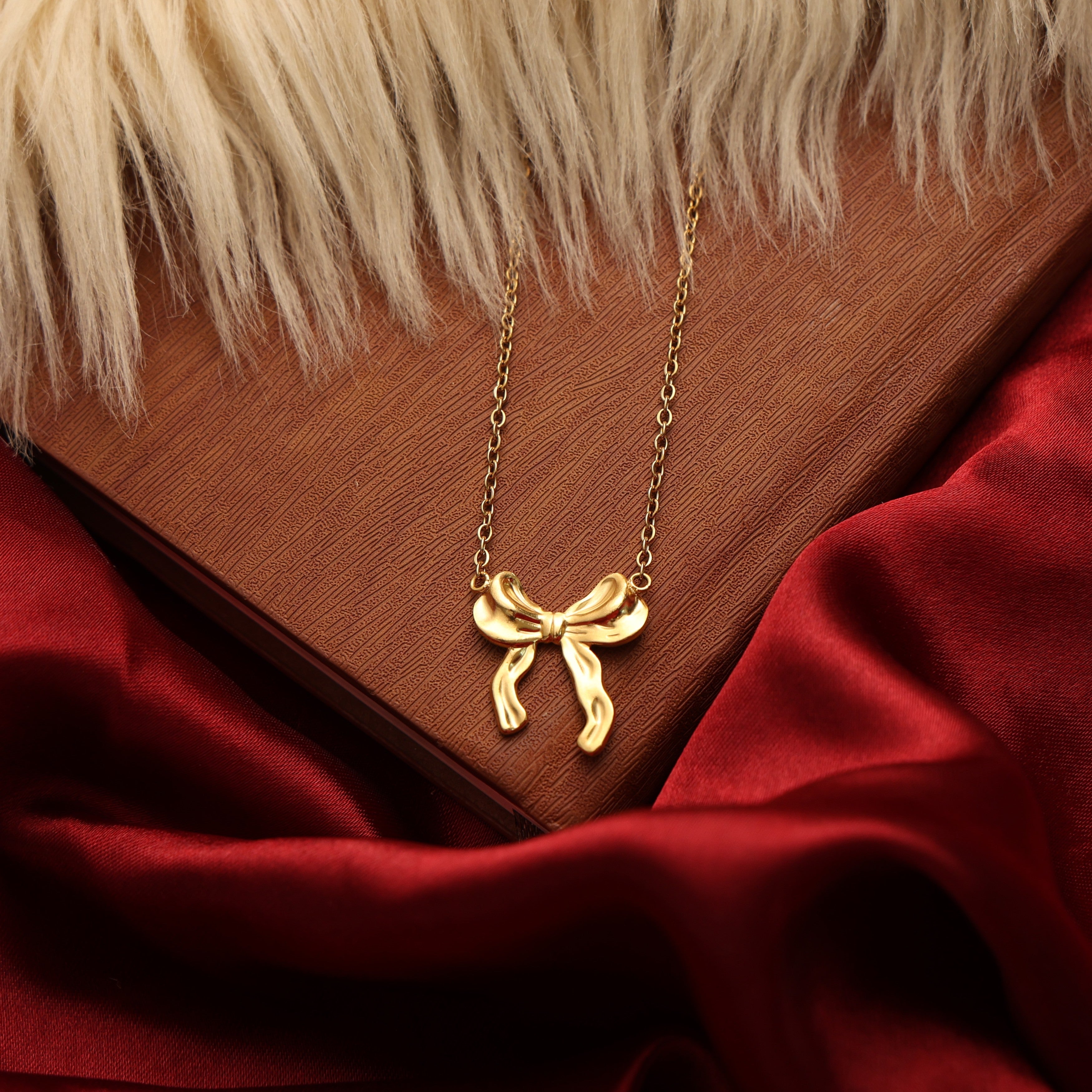 Golden Promise Bow Pendant